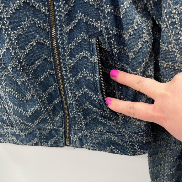 Free People Punched Denim Moto Herringbone Blue Jean Jacket Size 6 - Picture 9 of 16